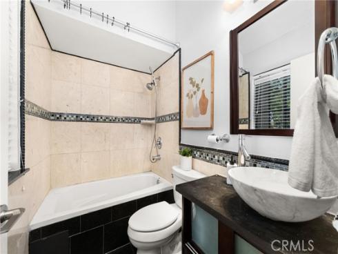 2220 E Chapman 54 Avenue, Fullerton, CA