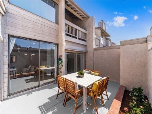 2220 E Chapman 54 Avenue, Fullerton, CA