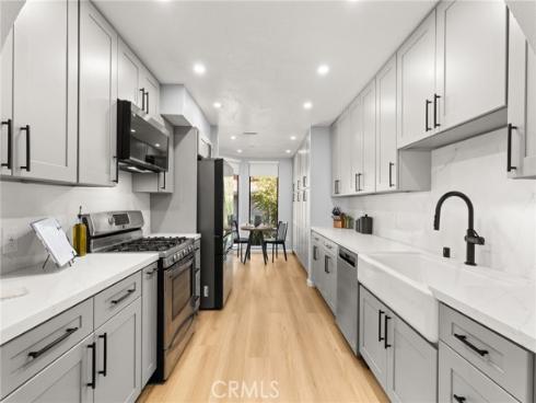2220 E Chapman 54 Avenue, Fullerton, CA
