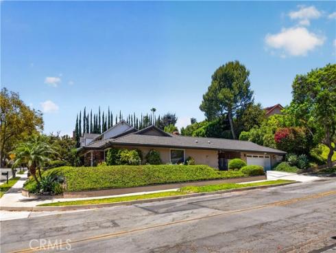 3000 La Travesia , Fullerton, CA