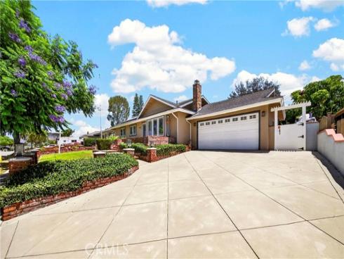 2816 Woodbine Avenue, Fullerton, CA