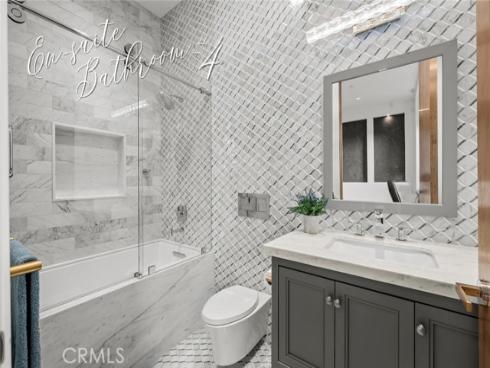 221 W Las Palmas , Fullerton, CA