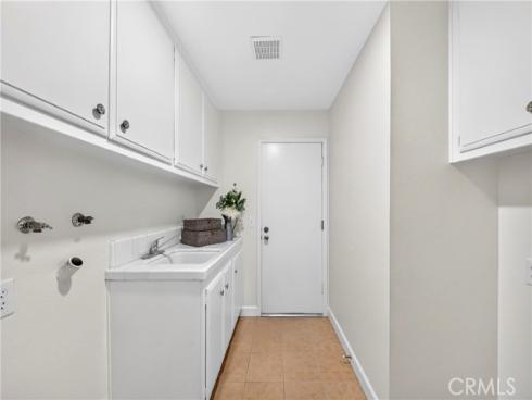 636 Colonial Circle, Fullerton, CA