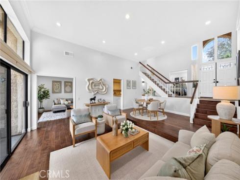 636 Colonial Circle, Fullerton, CA
