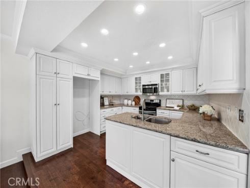636 Colonial Circle, Fullerton, CA