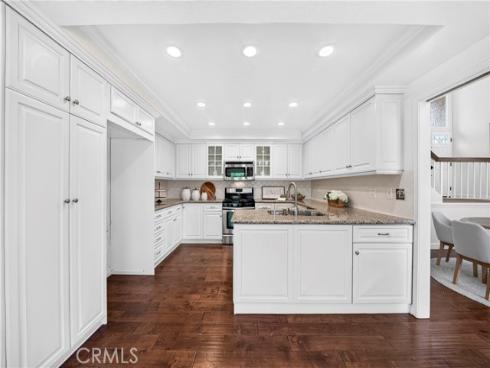636 Colonial Circle, Fullerton, CA