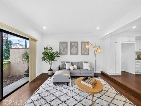636 Colonial Circle, Fullerton, CA