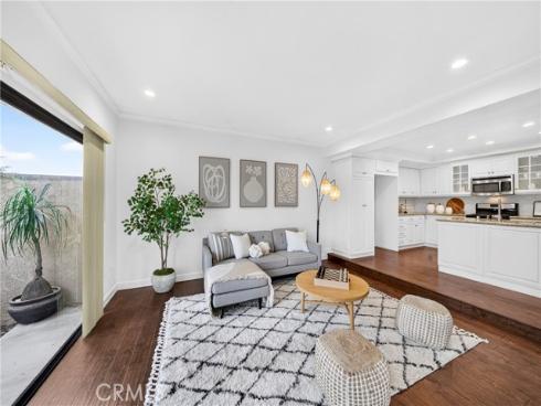 636 Colonial Circle, Fullerton, CA