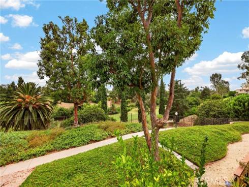 636 Colonial Circle, Fullerton, CA