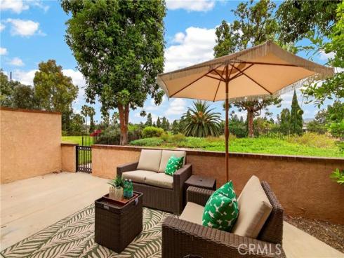 636 Colonial Circle, Fullerton, CA