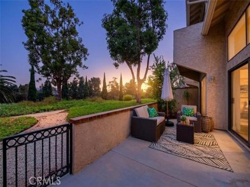 636 Colonial Circle, Fullerton, CA
