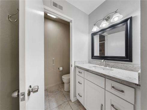 1453 Post , Fullerton, CA