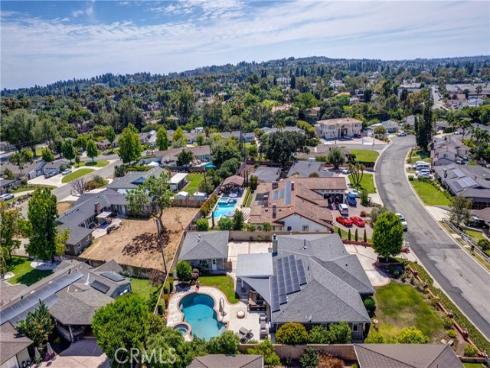 344  Las Riendas  , Fullerton, CA