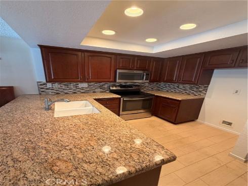 933 Creekside Dr. 126 , Fullerton, CA
