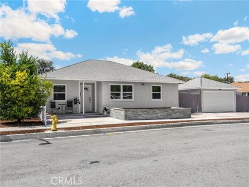 913 N Raymond , Fullerton, CA