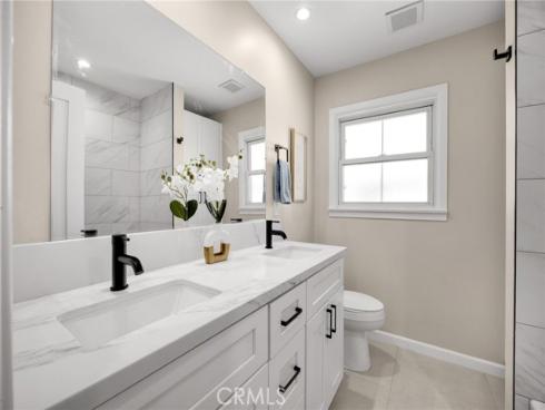 913 N Raymond , Fullerton, CA