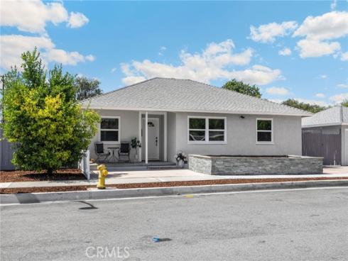 913 N Raymond , Fullerton, CA