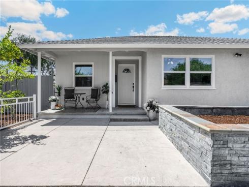 913 N Raymond , Fullerton, CA