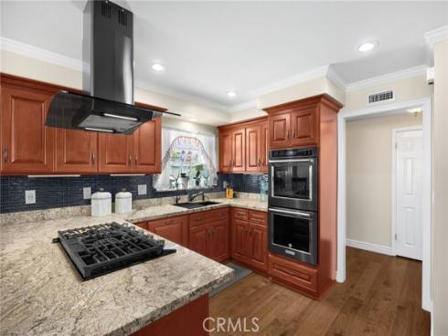 1040 El Mirador Drive, Fullerton, CA