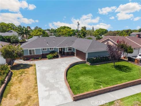 1040 El Mirador Drive, Fullerton, CA