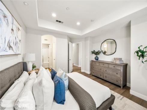 2252  Schlaepfer  , Fullerton, CA