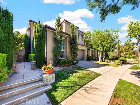 2585 Sunflower , Fullerton, CA