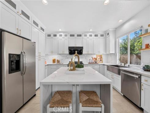 2585 Sunflower , Fullerton, CA