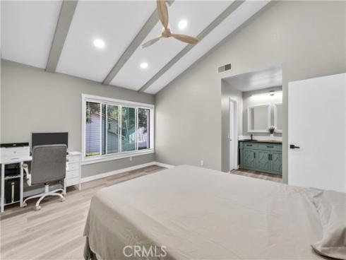 1000 Whitewater , Fullerton, CA