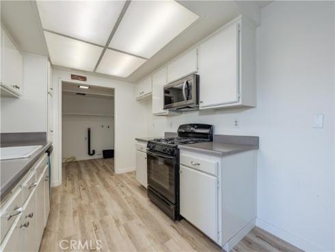 12635 Main Street 201
