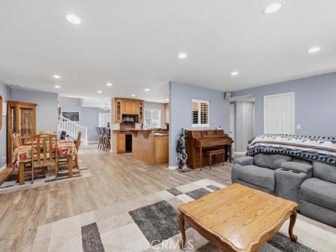 6261 Vanguard Avenue, Garden Grove, CA
