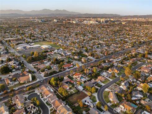 11252 Chapman Avenue, Garden Grove, CA