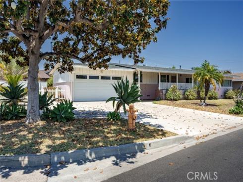 8851  La Grand   Avenue, Garden Grove, CA