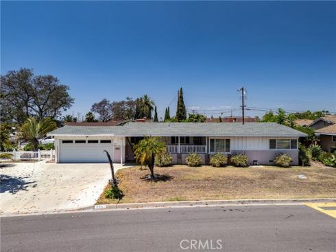 8851  La Grand   Avenue, Garden Grove, CA