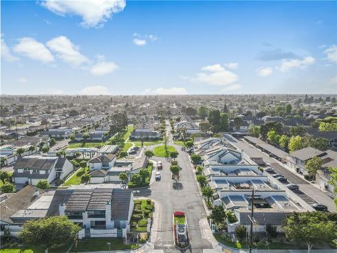 6823 Danvers , Garden Grove, CA