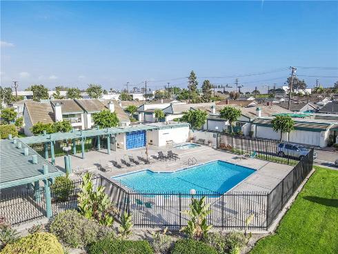 6823 Danvers , Garden Grove, CA