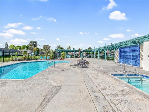6823 Danvers , Garden Grove, CA