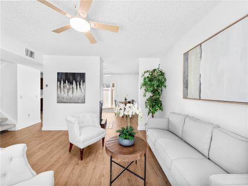 6823 Danvers , Garden Grove, CA