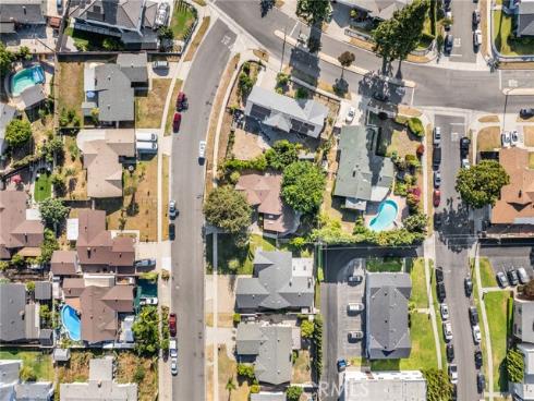 10581  Alderson  , Garden Grove, CA
