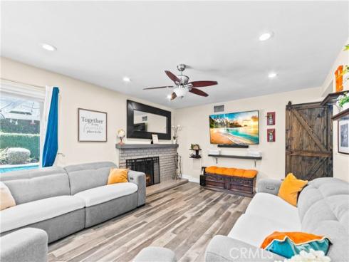 6812  Anthony  , Garden Grove, CA