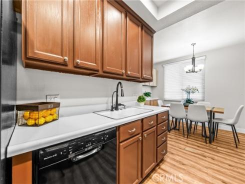 6800 Lampson , Garden Grove, CA