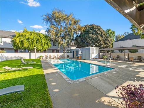 6800 Lampson , Garden Grove, CA