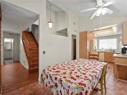 12451 La Linda , Garden Grove, CA