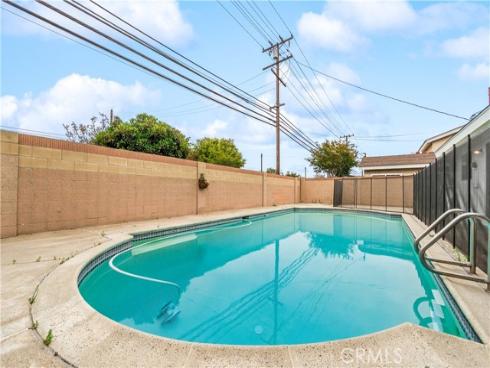6101  Killarney  , Garden Grove, CA
