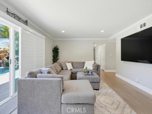 5482 Park , Garden Grove, CA
