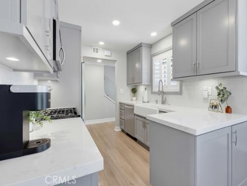 5482 Park , Garden Grove, CA