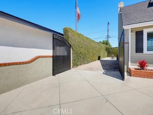 5482 Park , Garden Grove, CA