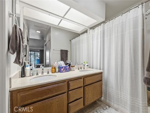 8561 Meadow Brook 205 , Garden Grove, CA