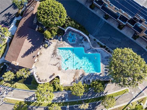 8561 Meadow Brook 205 , Garden Grove, CA