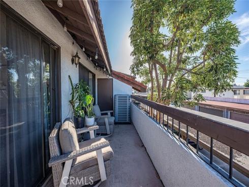 8561 Meadow Brook 205 , Garden Grove, CA