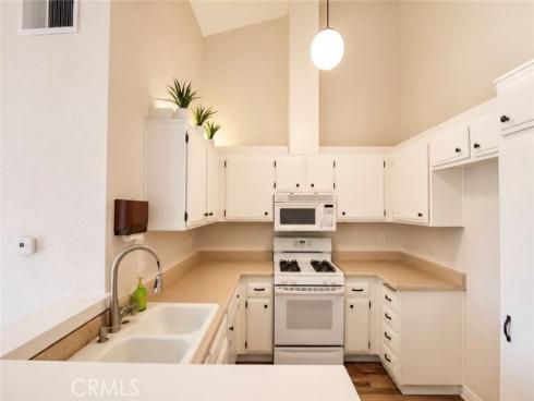 13110 Creek View 202 , Garden Grove, CA
